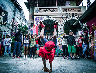 Democracy and Enclosed Spaces: From Social Movements to Fortified Enclaves to Hip-Hop in São Paulo